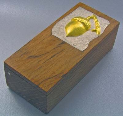 116_t-acorn-box