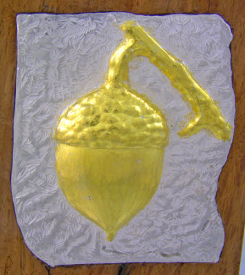 117_tt-acorn-box-chasing